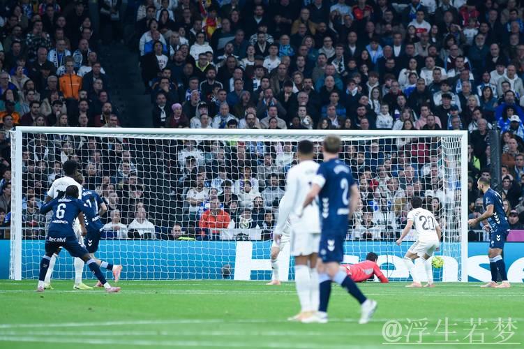 皇马主场不敌塞尔塔 三人染红成焦点