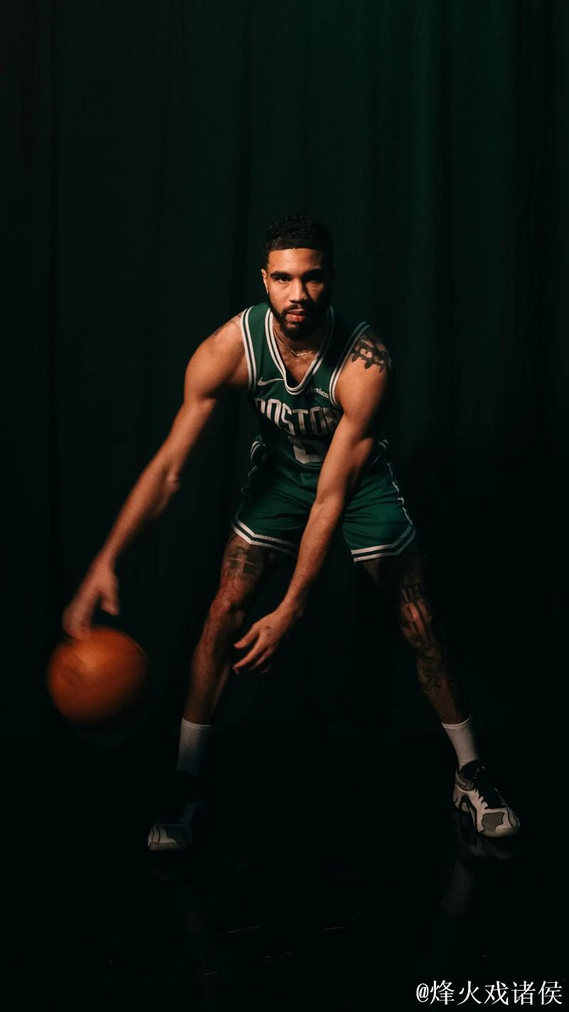 塔图姆31+12字母哥43+13 凯尔特人逆转胜雄鹿 塔图姆31+12字母哥43+13 凯尔特人逆转胜雄鹿